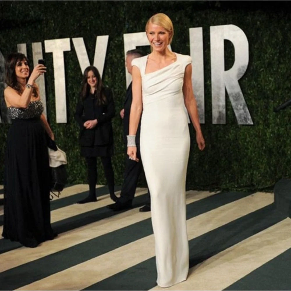 ✨ Iconic TOM FORD Gwnyeth Paltrow Oscar Ivory Silk Gown / Asymmetrical neck ✨ - Picture 3 of 8